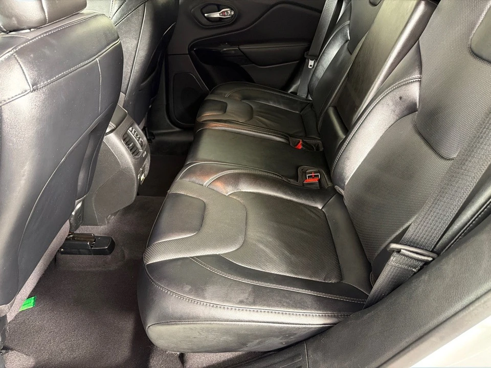 2023 Jeep KL Cherokee - Image 19 of 21