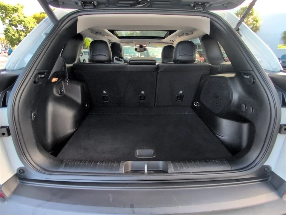 2023 Jeep KL Cherokee - Image 10 of 12