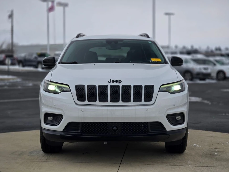2023 Jeep KL Cherokee - Image 2 of 12