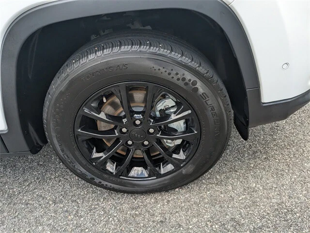 2023 Jeep KL Cherokee - Image 11 of 12