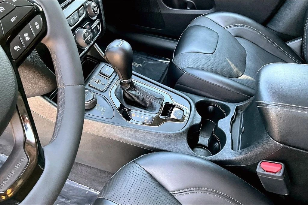 2023 Jeep KL Cherokee - Image 17 of 31
