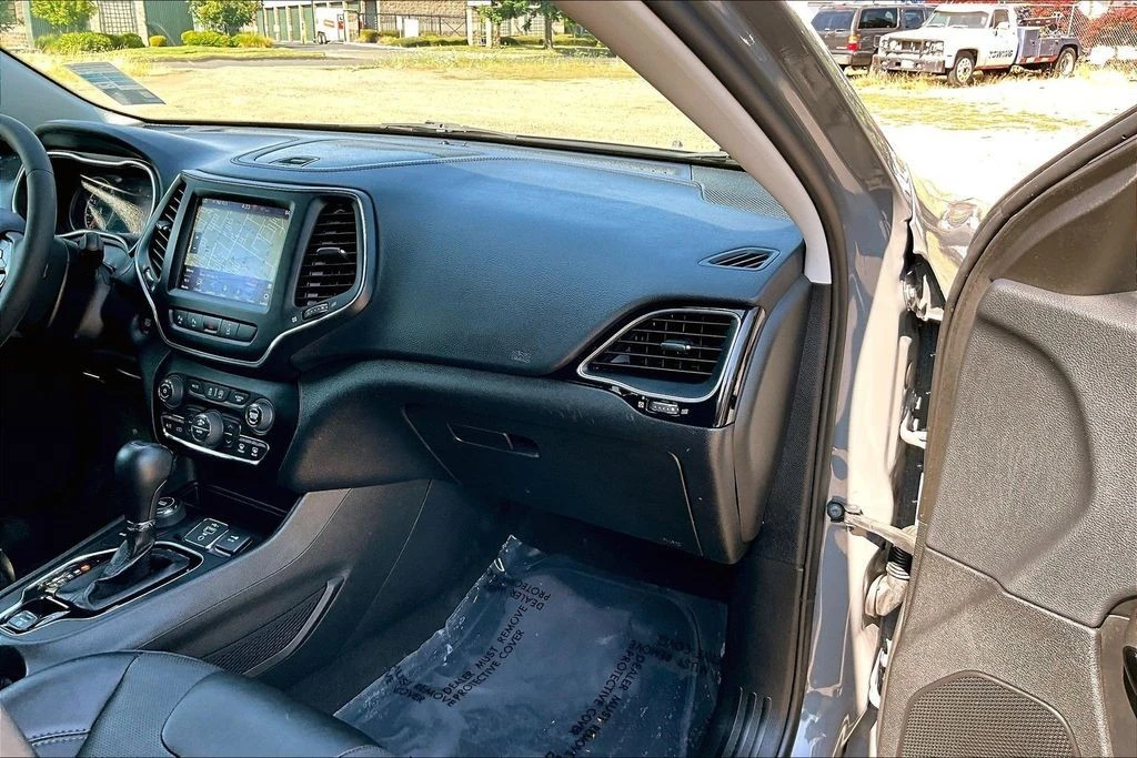 2023 Jeep KL Cherokee - Image 19 of 31