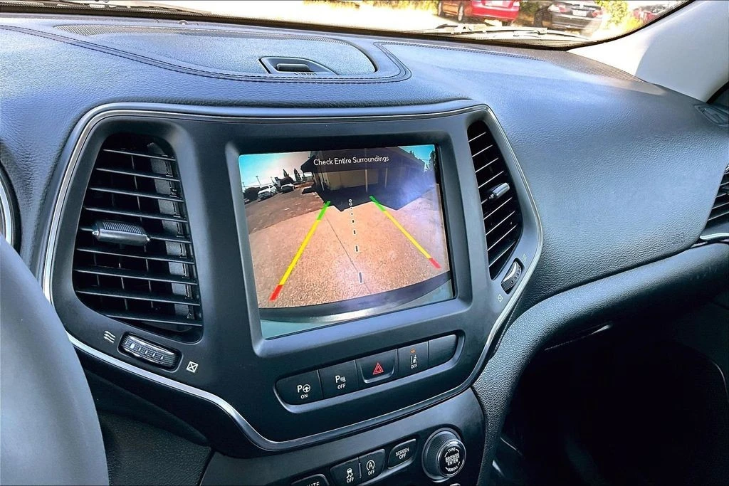 2023 Jeep KL Cherokee - Image 29 of 31
