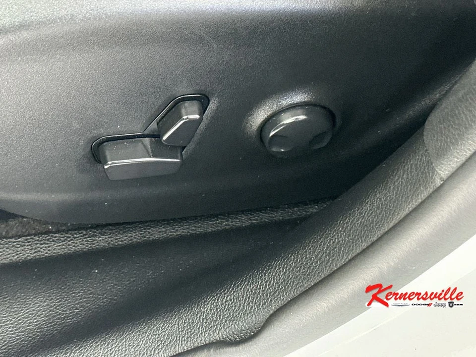 2023 Jeep KL Cherokee - Image 21 of 24