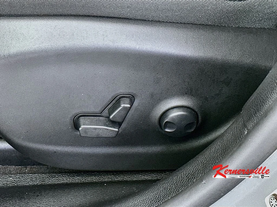 2023 Jeep KL Cherokee - Image 22 of 24