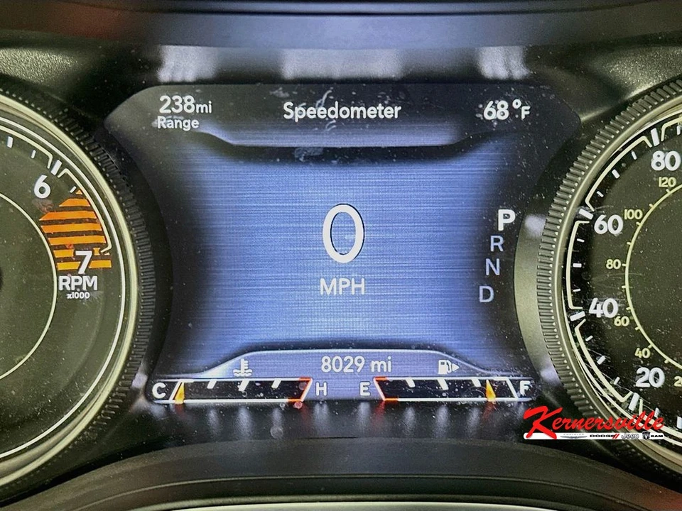 2023 Jeep KL Cherokee - Image 15 of 24