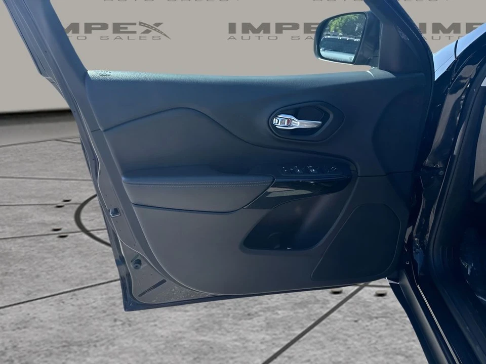 2023 Jeep KL Cherokee - Image 17 of 24