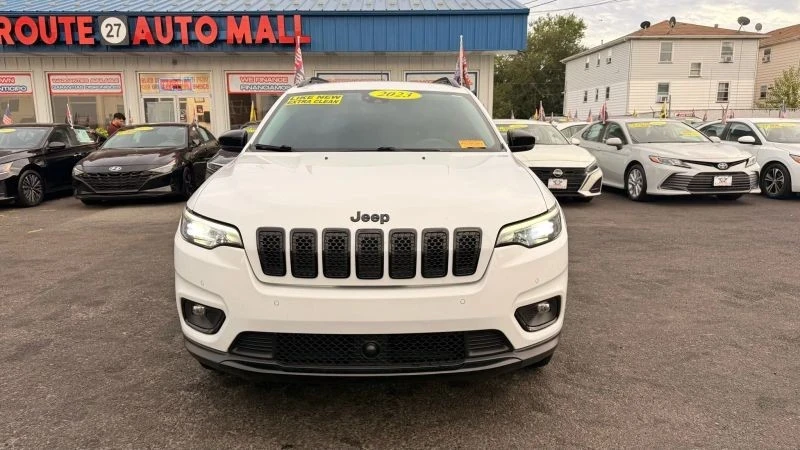 2023 Jeep KL Cherokee - Image 3 of 12