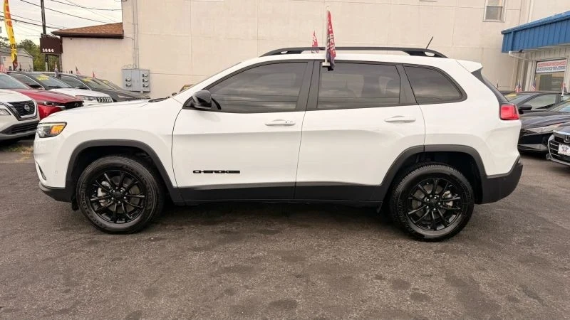 2023 Jeep KL Cherokee - Image 10 of 12