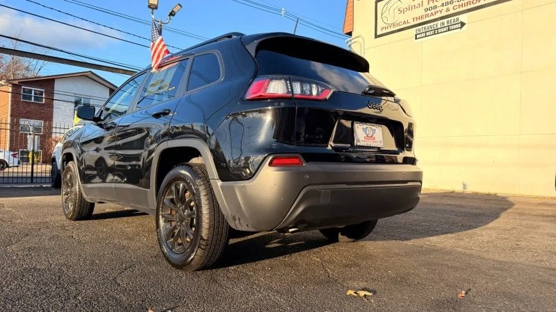 2023 Jeep KL Cherokee - Image 8 of 12