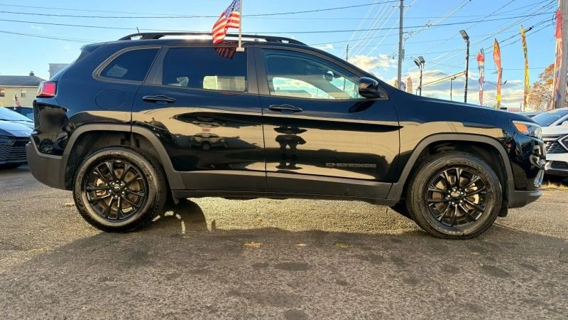 2023 Jeep KL Cherokee - Image 11 of 12