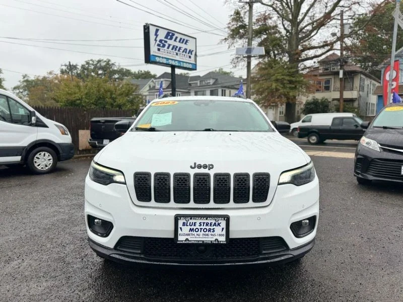 2023 Jeep KL Cherokee - Image 2 of 12