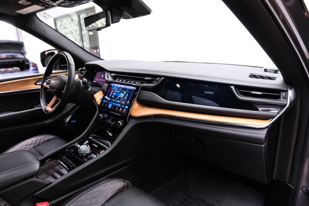 2023 Jeep KL Cherokee - Image 11 of 12