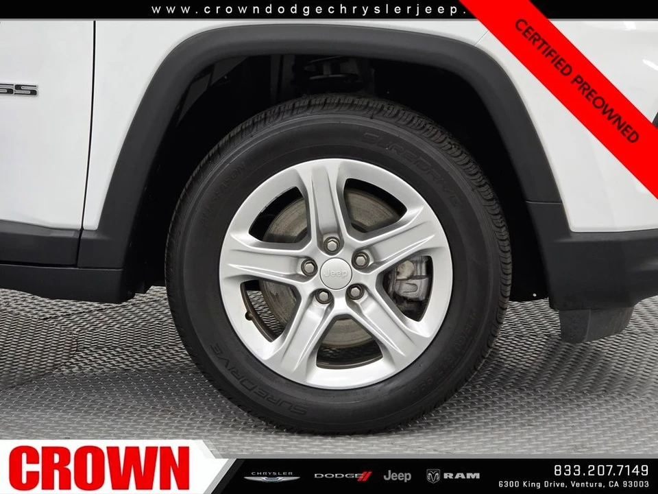 2023 Jeep Compass - Image 9 of 12