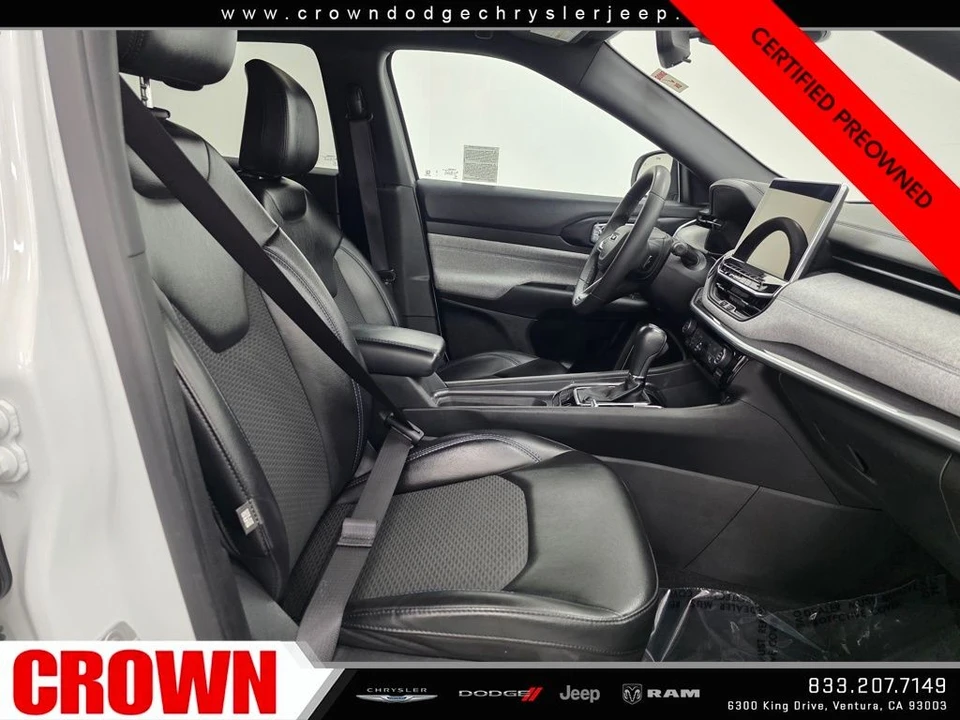 2023 Jeep Compass - Image 11 of 12