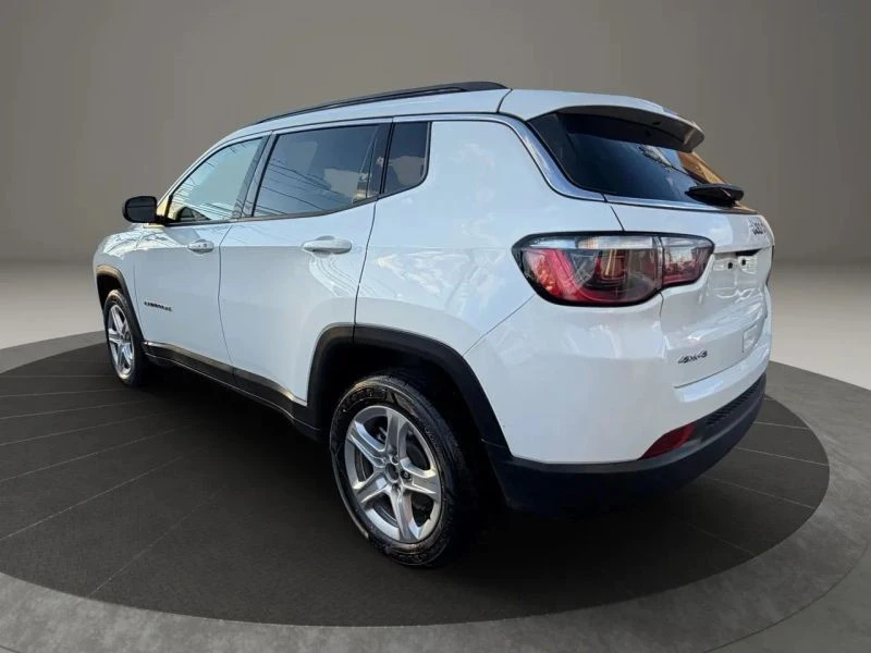 2023 Jeep Compass - Image 7 of 12