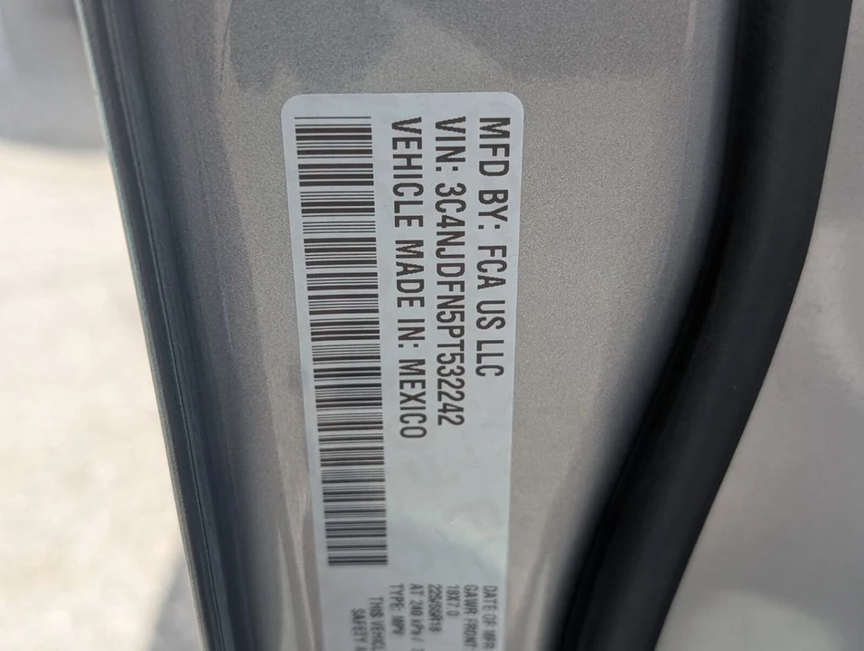 2023 Jeep Compass - Image 21 of 21