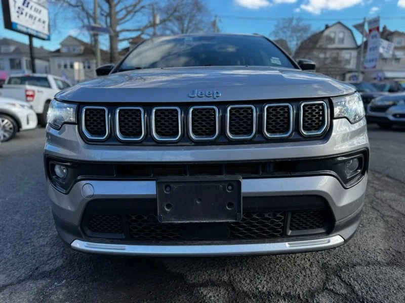 2023 Jeep Compass - Image 3 of 12