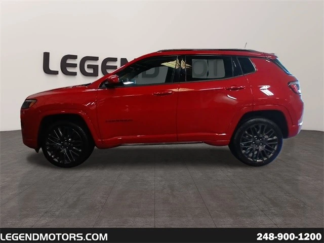 2023 Jeep Compass - Image 5 of 12