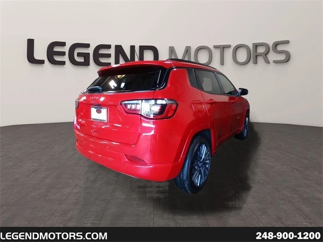 2023 Jeep Compass - Image 8 of 12
