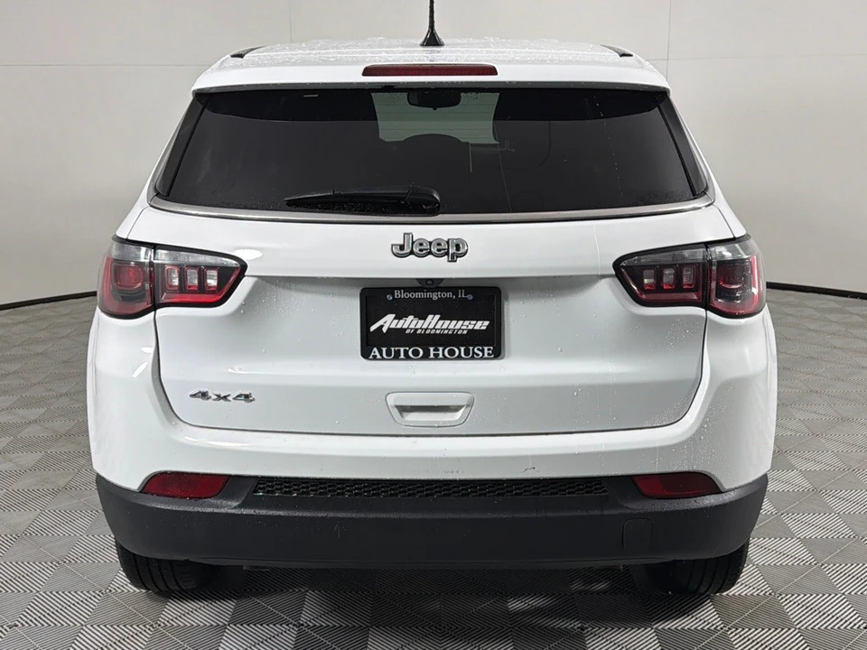 2023 Jeep Compass - Image 6 of 21