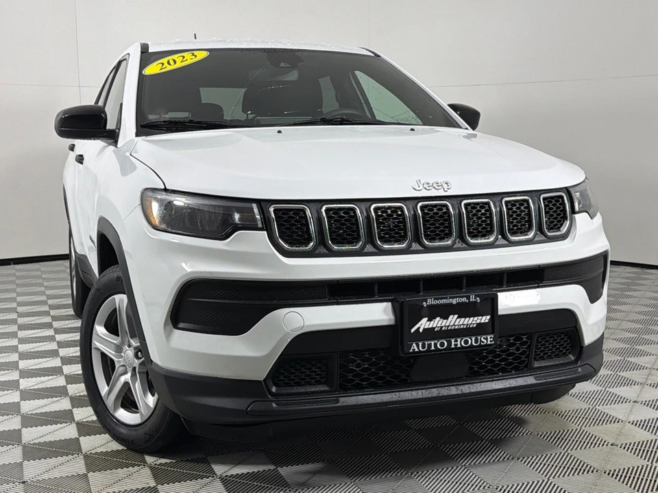 2023 Jeep Compass - Image 2 of 21