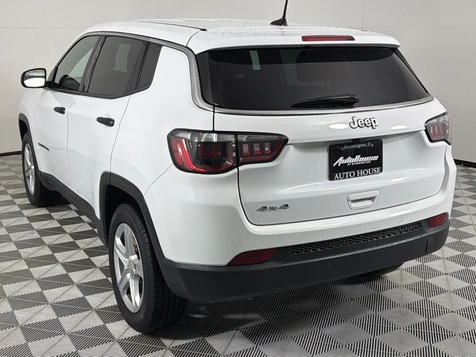2023 Jeep Compass - Image 7 of 21