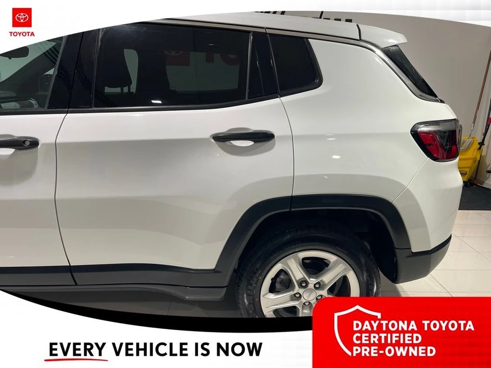 2023 Jeep Compass - Image 11 of 12