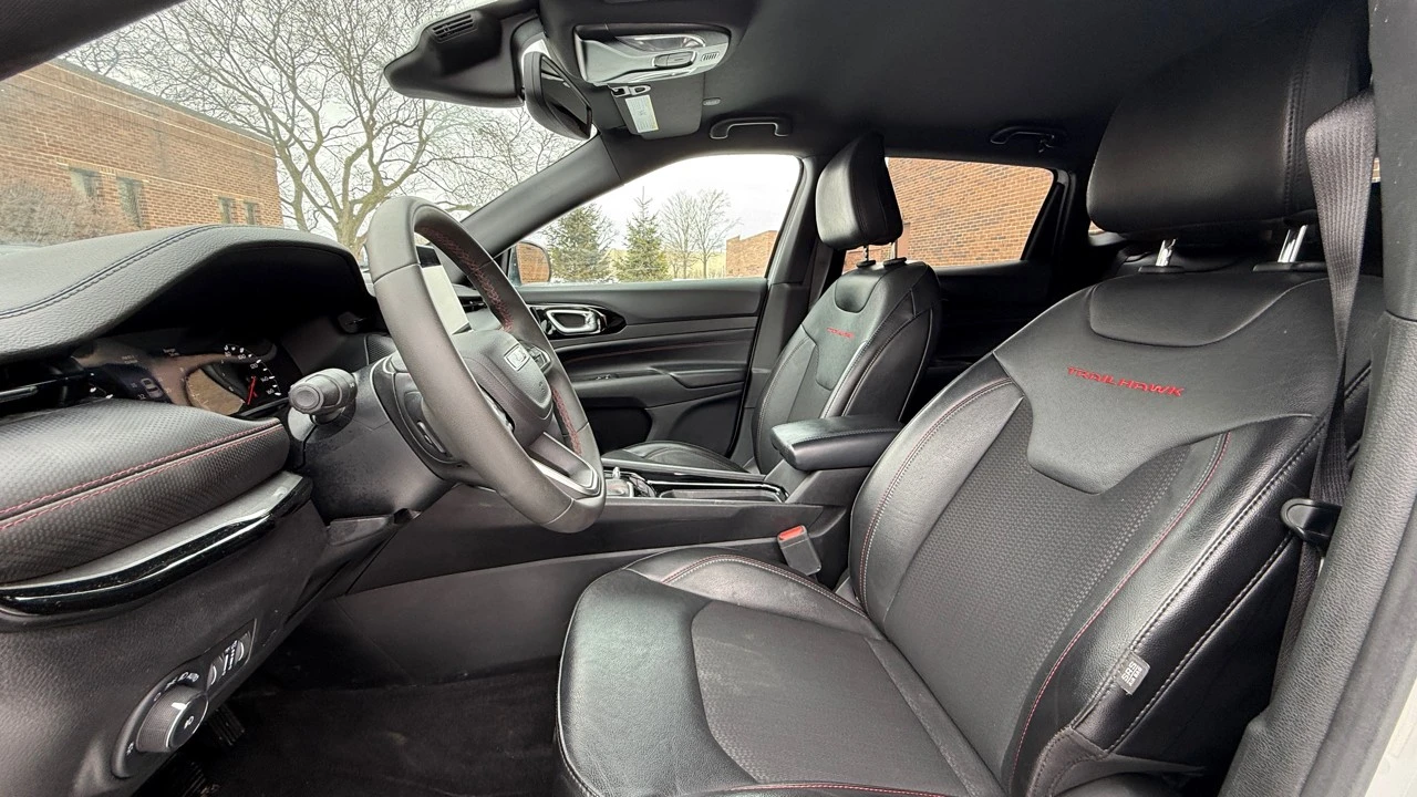2023 Jeep Compass - Image 10 of 21