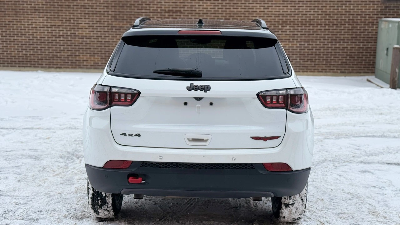 2023 Jeep Compass - Image 6 of 21