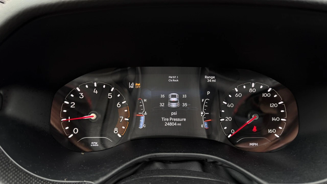 2023 Jeep Compass - Image 14 of 21