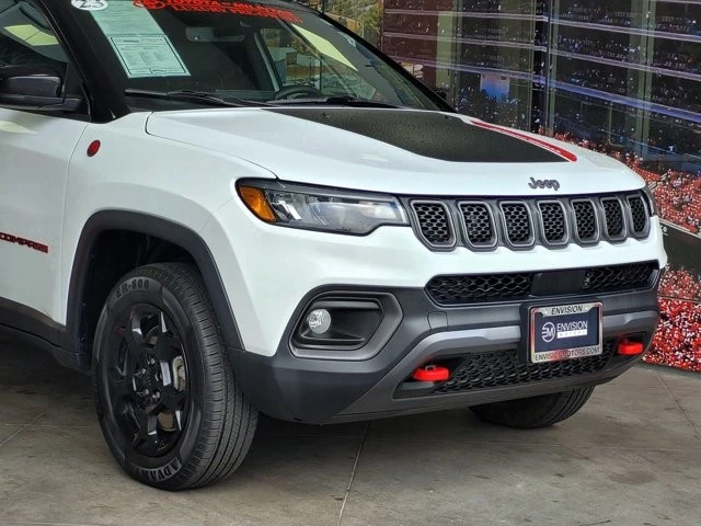 2023 Jeep Compass - Image 2 of 12