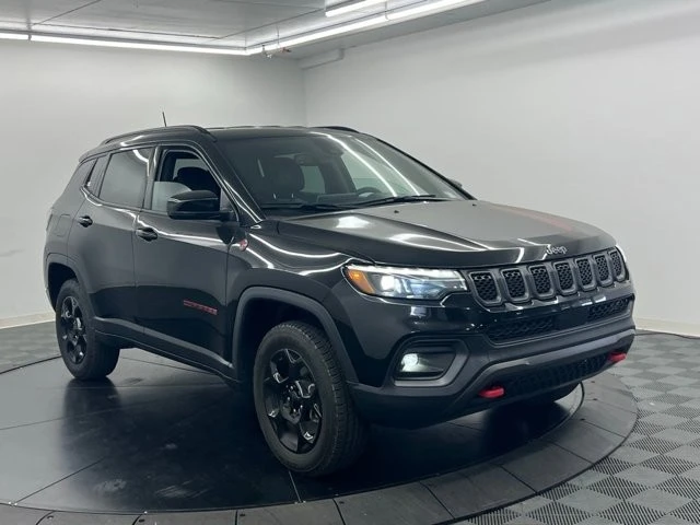 2023 Jeep Compass - Image 2 of 10