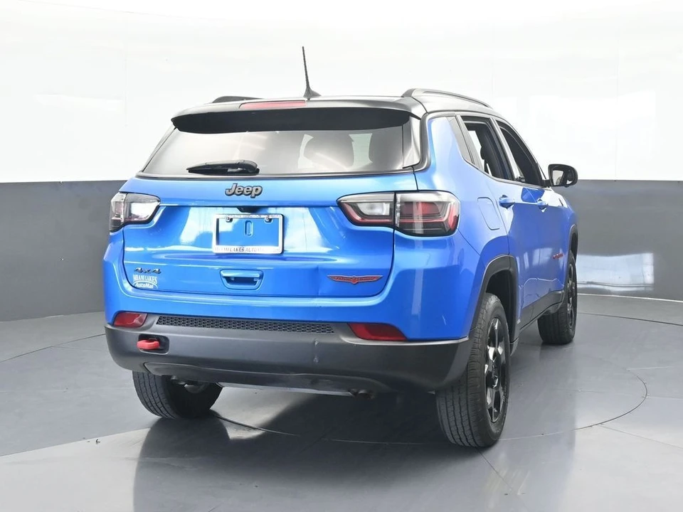 2023 Jeep Compass - Image 5 of 12