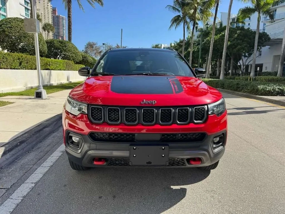 2023 Jeep Compass - Image 3 of 12