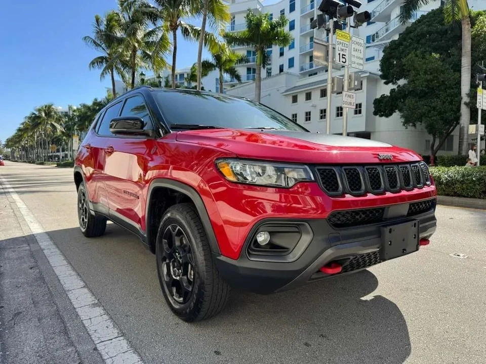 2023 Jeep Compass - Image 6 of 12