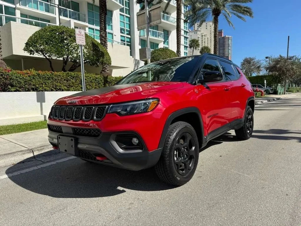 2023 Jeep Compass - Image 2 of 12