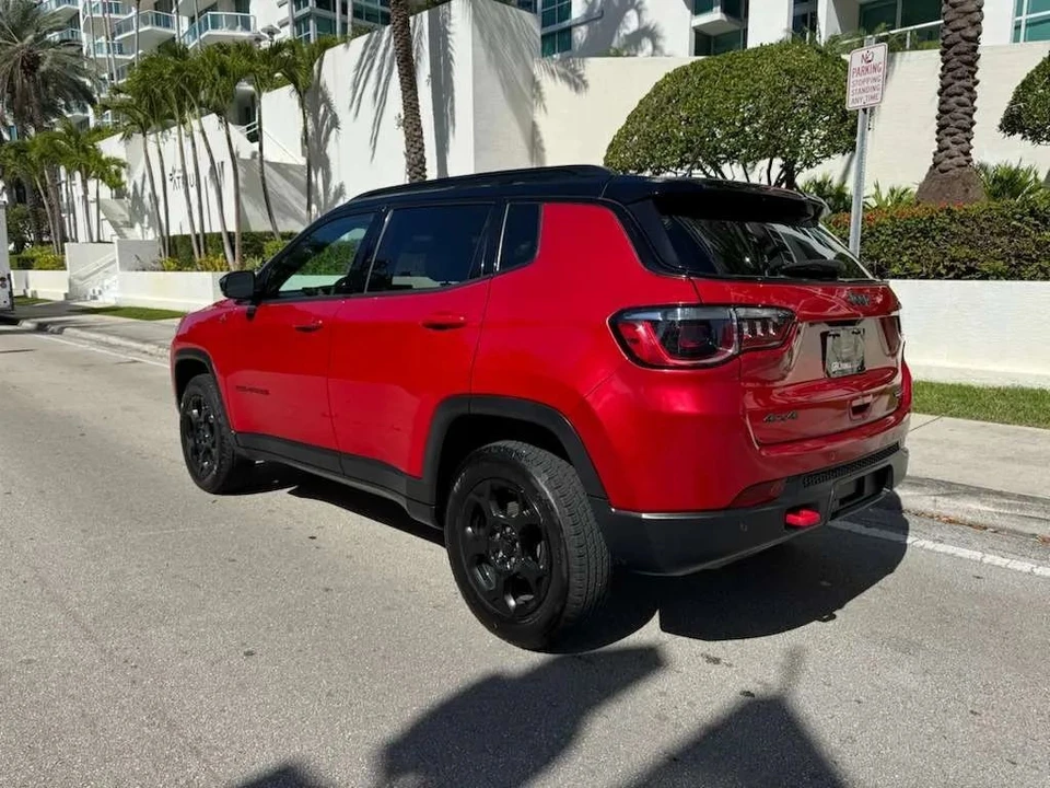 2023 Jeep Compass - Image 5 of 12