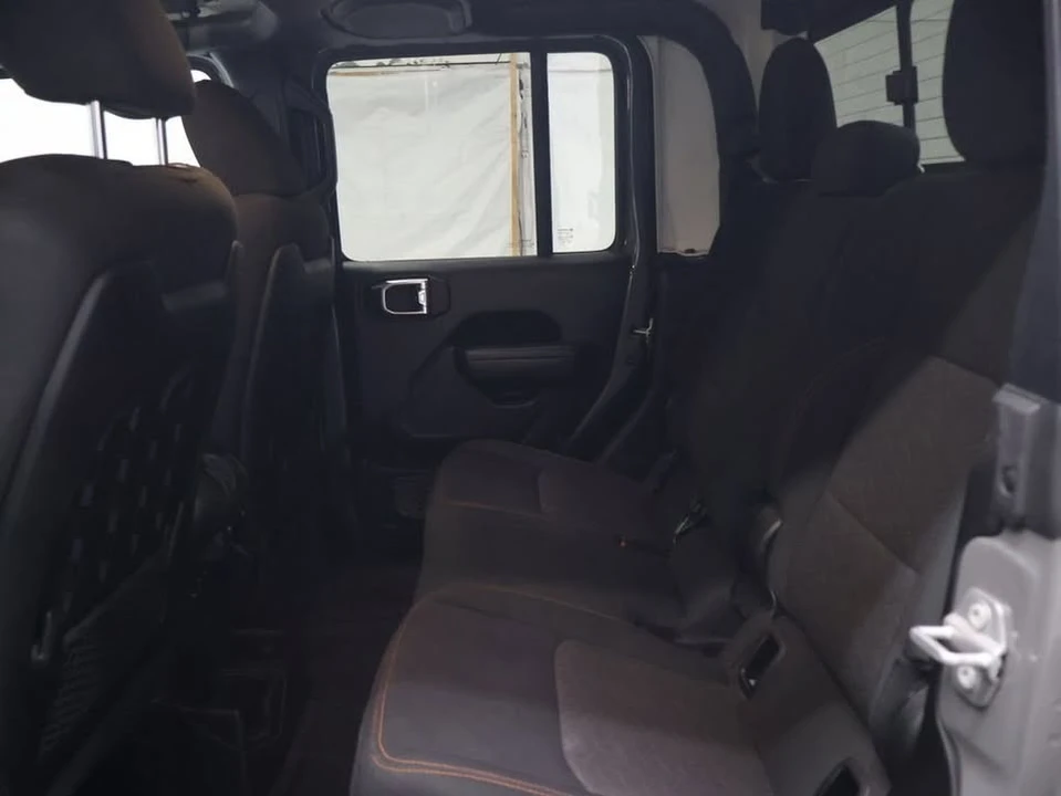 2023 Jeep JT Gladiator - Image 13 of 19