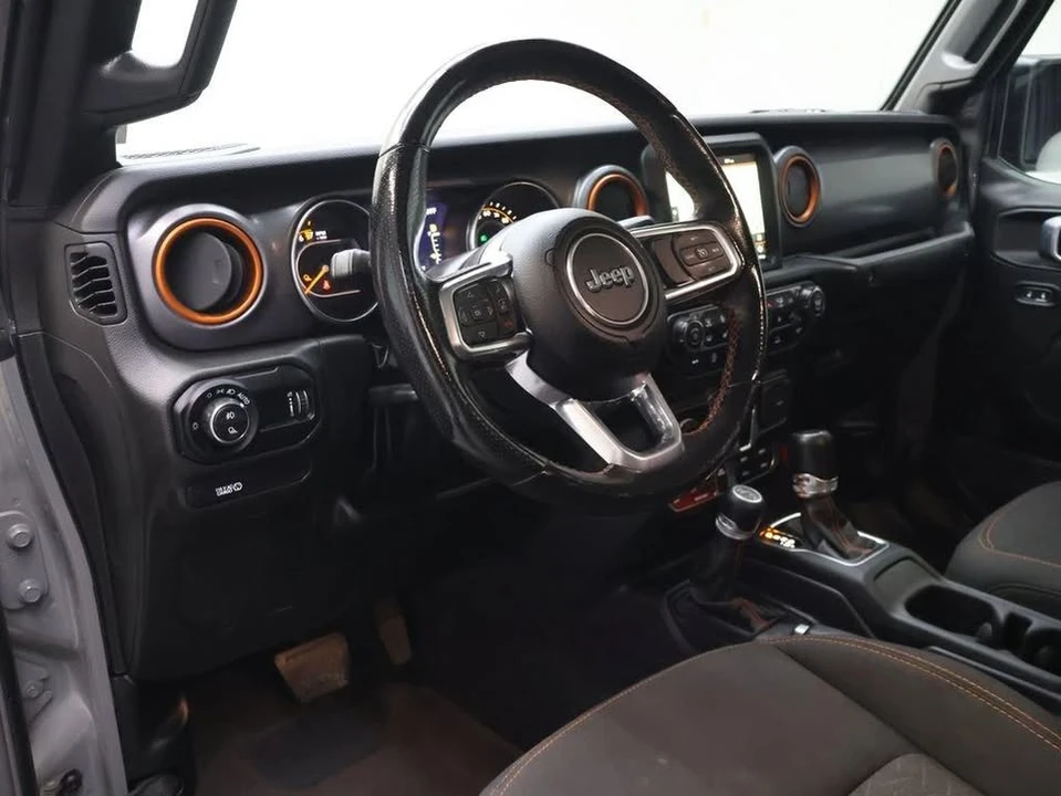 2023 Jeep JT Gladiator - Image 15 of 19