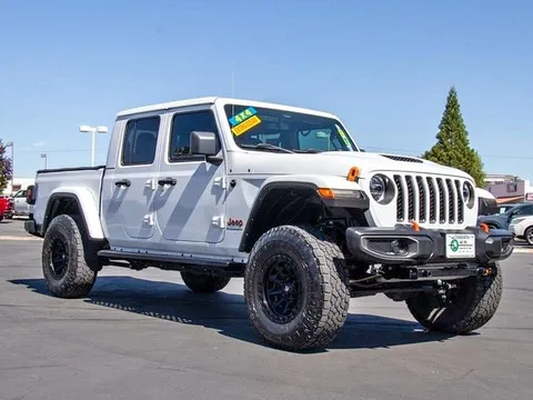 2023 Jeep Gladiator Mojave Crew Cab 4WD