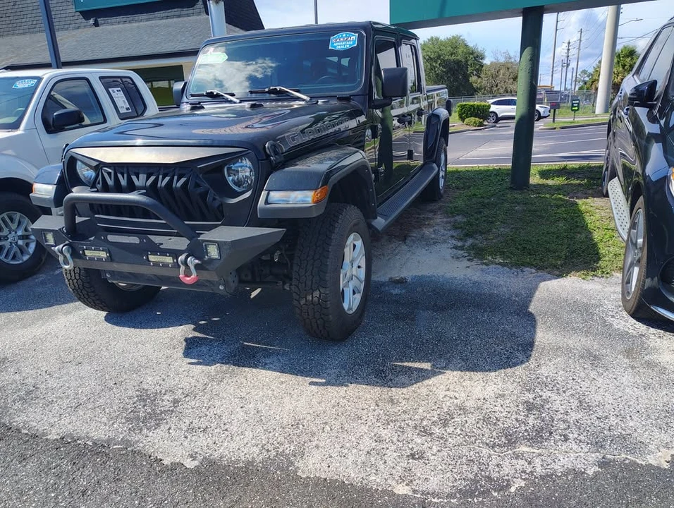 2023 Jeep JT Gladiator - Image 2 of 4