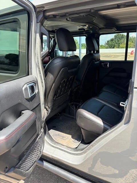 2023 Jeep JT Gladiator - Image 18 of 20