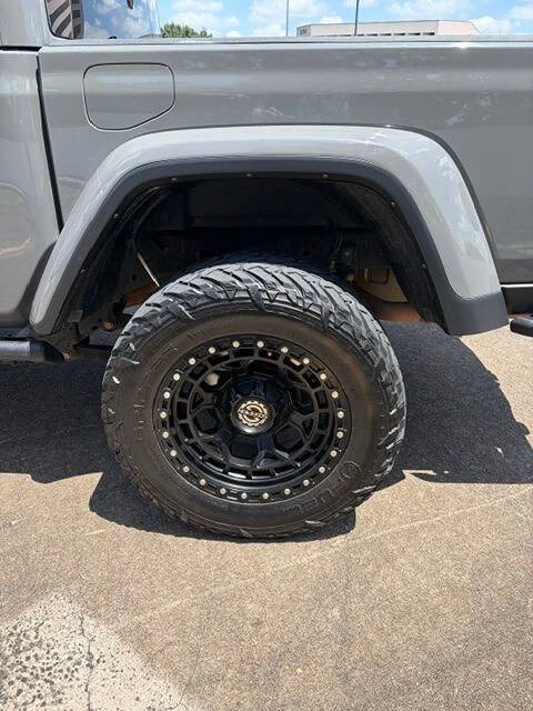 2023 Jeep JT Gladiator - Image 15 of 20