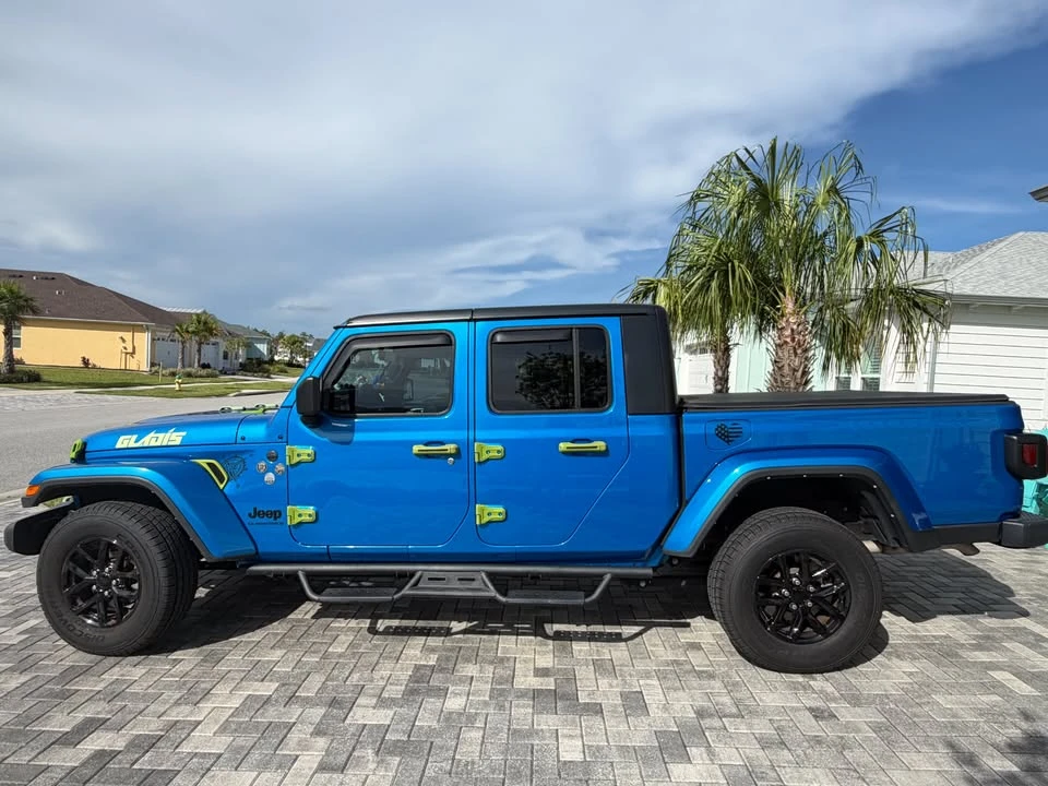 2023 Jeep JT Gladiator - Image 4 of 12