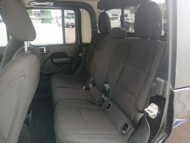 2023 Jeep JT Gladiator - Image 12 of 19