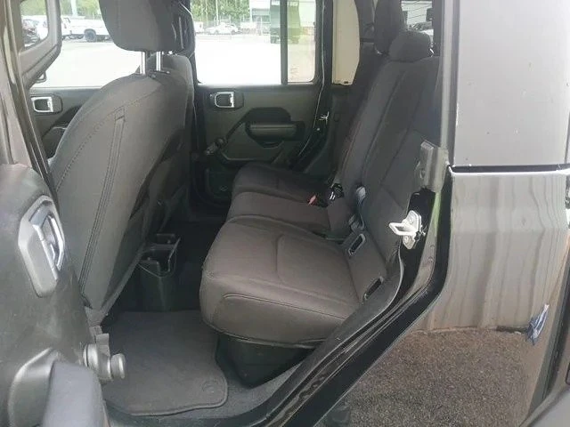 2023 Jeep JT Gladiator - Image 11 of 19