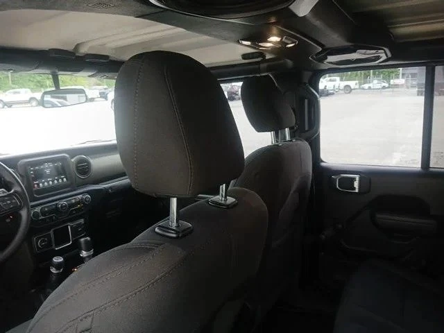2023 Jeep JT Gladiator - Image 9 of 19