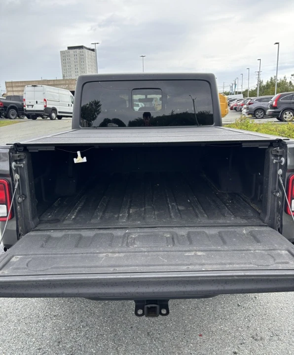 2023 Jeep JT Gladiator - Image 8 of 17