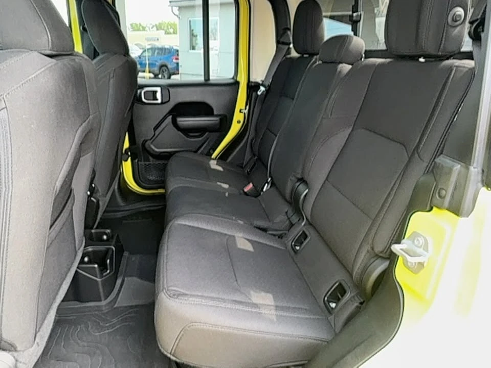 2023 Jeep JT Gladiator - Image 15 of 20